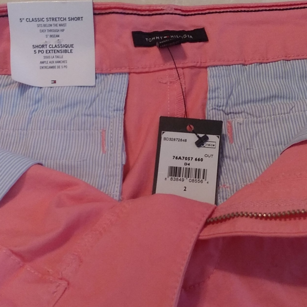 Size 2 Tommy Hilfiger 5" Classic Stretch sho - Picture 4 of 5
